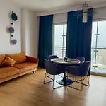 Sky Wola Tower Διαμέρισμα *