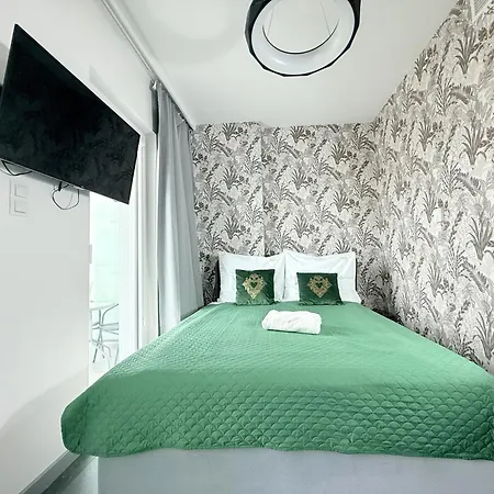 Sky Wola Tower Apartamento