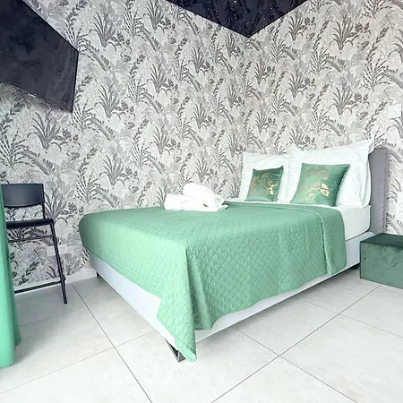 Sky Wola Tower ורשה