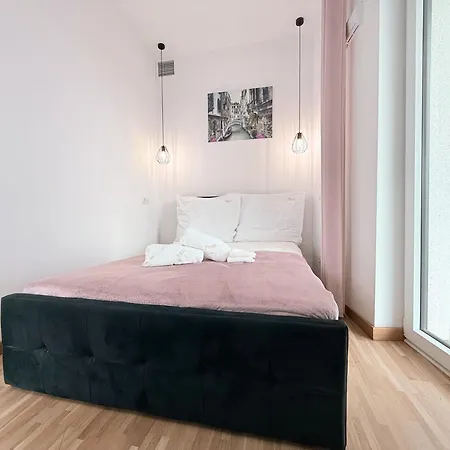 Apartamento Sky Wola Tower