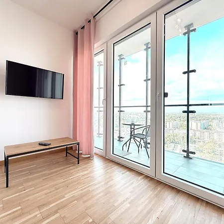 Sky Wola Tower Apartamento *