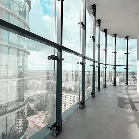 Sky Wola Tower דירה