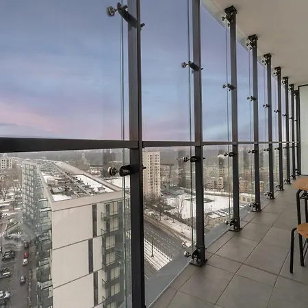 Sky Wola Tower 아파트