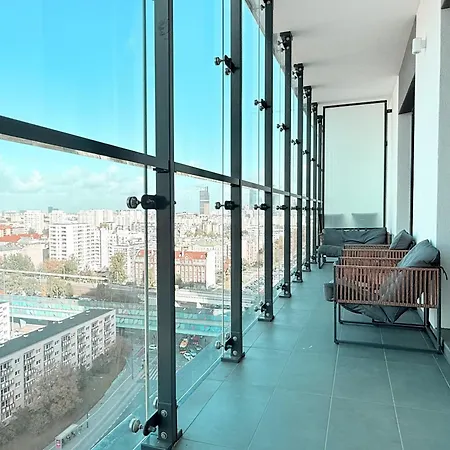 Sky Wola Tower Apartment