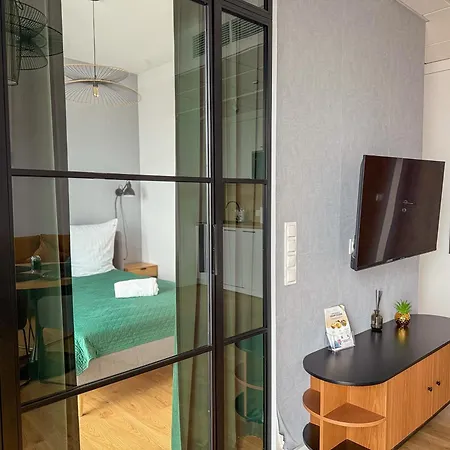 Apartament Sky Wola Tower Warszawa