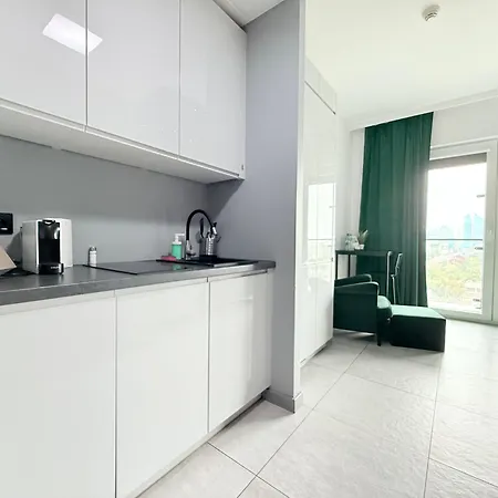 Sky Wola Tower Appartement *